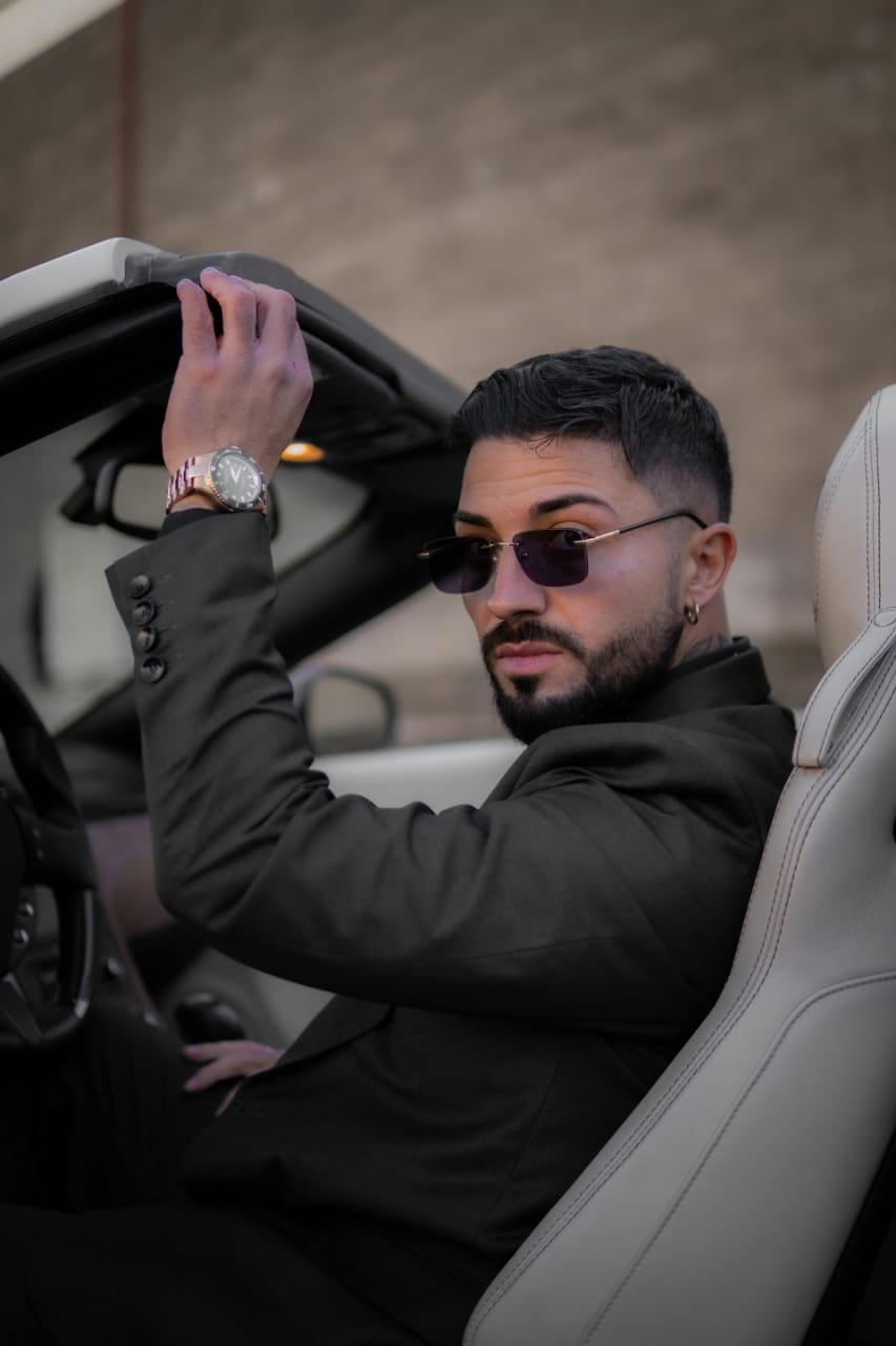 Alessandro R.